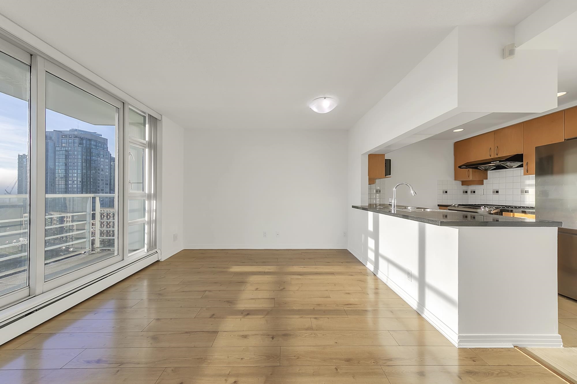 1508 189 Davie Street